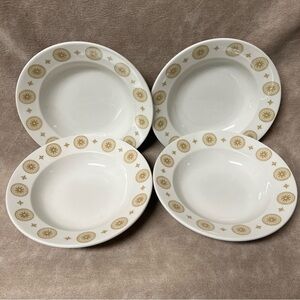 Set of (4) Rego 9" soup bowl. Hanover pattern